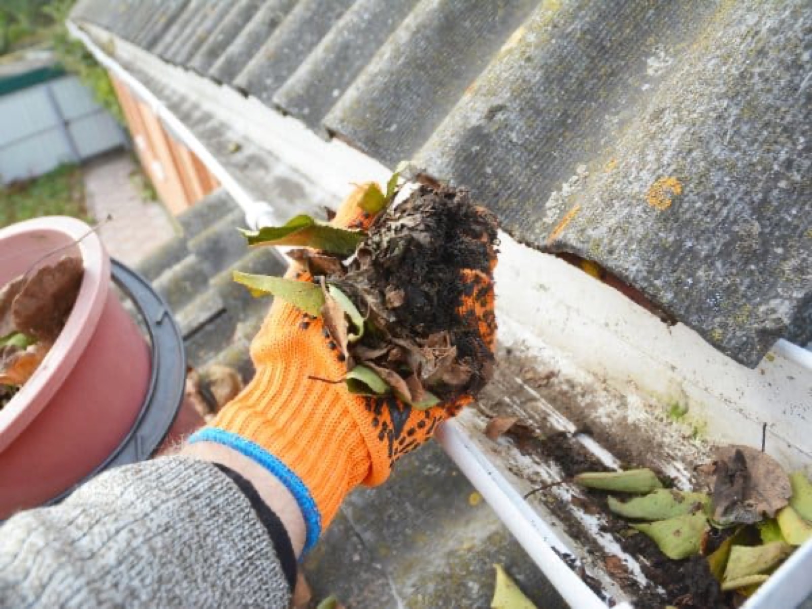 Gutter Cleaning in LaGrange, GA